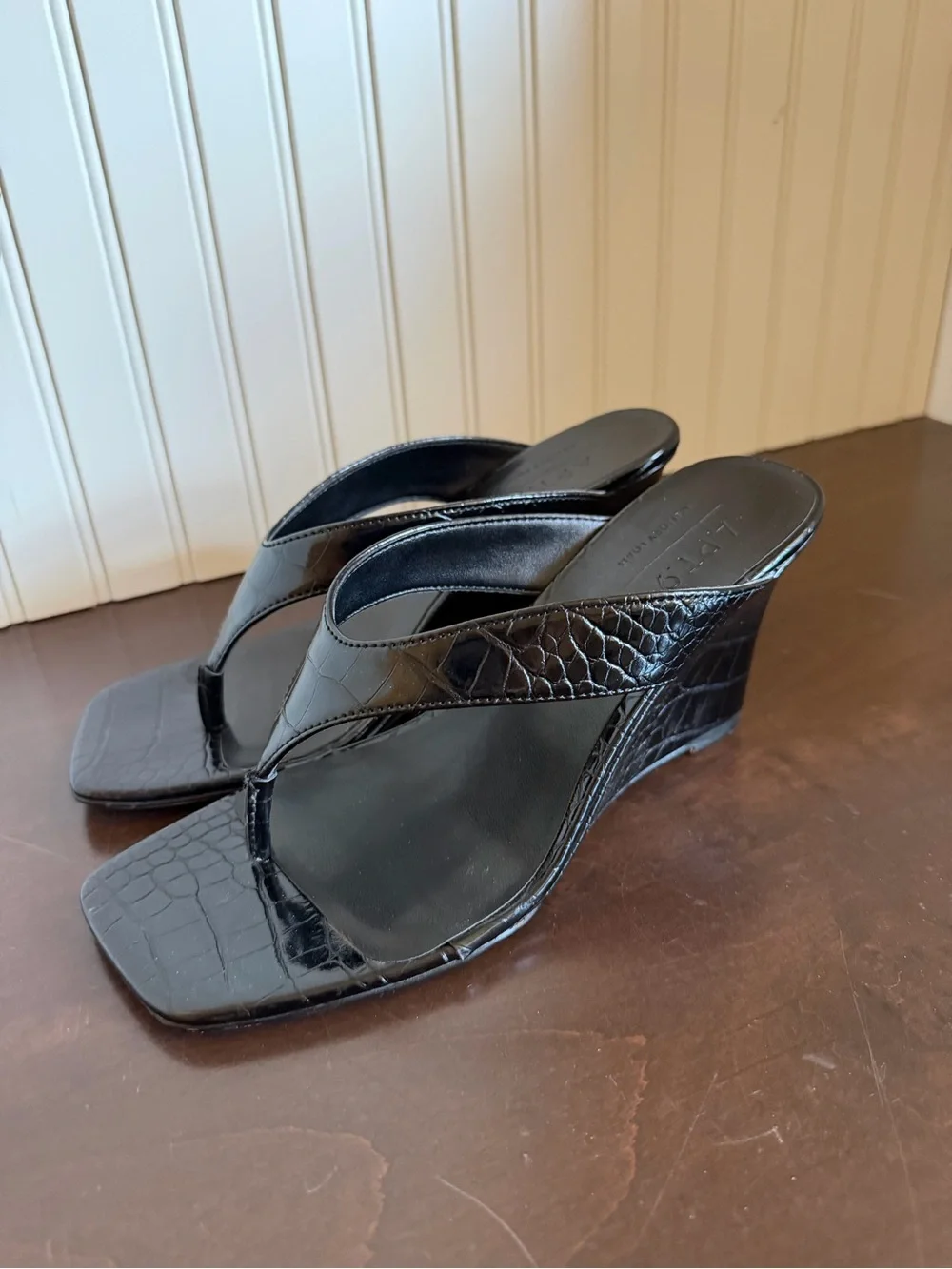 Apt. 9 Black Croc-Texture Wedge Thong Sandals
